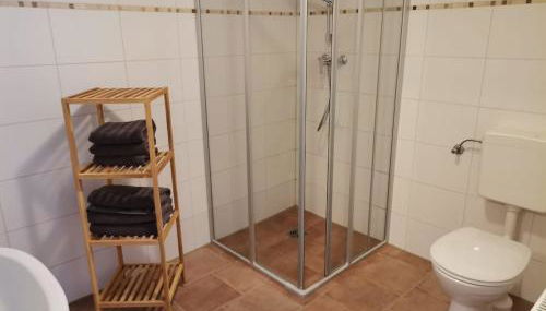 Appartement für 2 Personen Wohn und Schlafzimmer DuschBad Wi8 - Foto 5