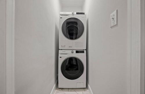 Bright 3BR Upstairs Unit - Summerhill - Foto 23