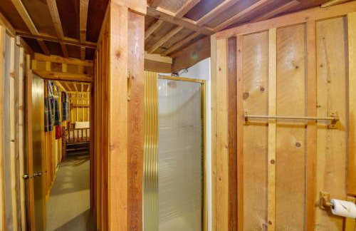 Quaint DeBorgia Retreat Black Diamond Guest Ranch - Foto 17