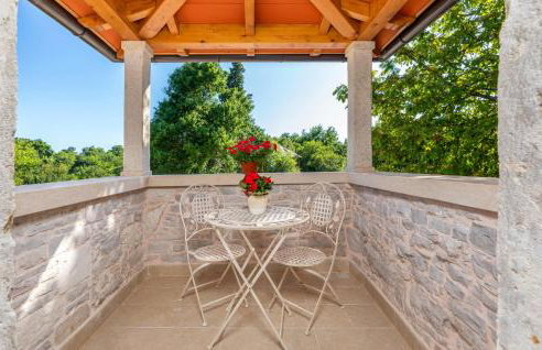 Cozy Home In Rojnici With Wifi - Photo 18