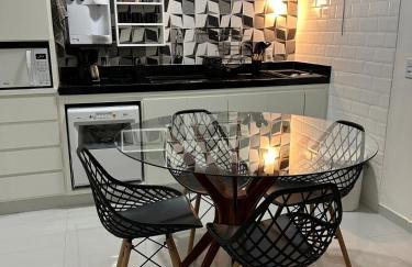 Apto a 100 metros da PRAIA com PISCINA, SAUNA e ESTACIONAMENTO - Foto 8