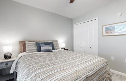 Beachfront - Renovated - Gulf view Bedroom - FLPCB5 - Foto 18