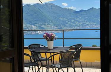 Lake Lodge - Photo 1