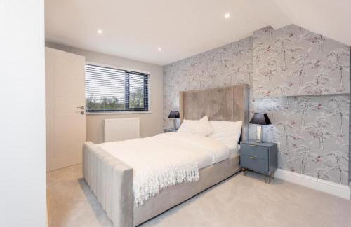 New, modern 4 bed, 3 bath house ,free parking - Foto 10