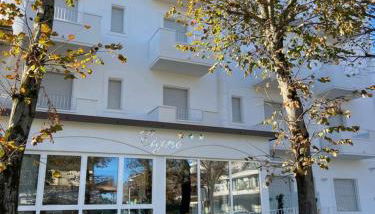 Residence Cigno - Photo 1