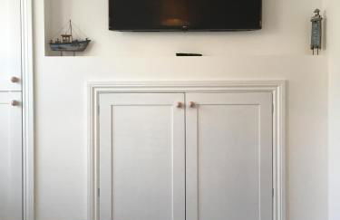 Jurassic View Apartment - Photo 32