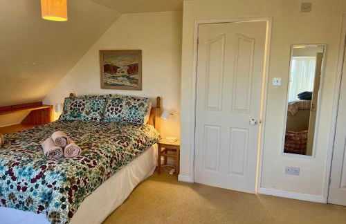 Spacious Coastal Home with Stunning Sea Views - Foto 21