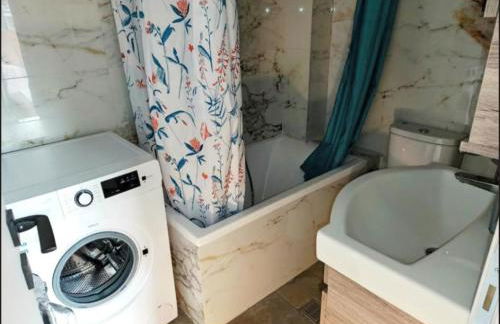 Sun, Sea & Zest, 100m to beach! - Foto 14