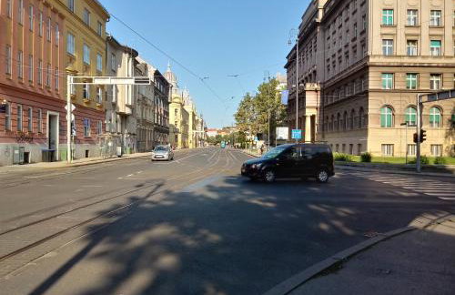 "Apartment Zagreb Idila Center", with a balcony, speed WiFi - Photo 35