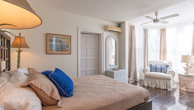 Oceanfront Oasis: Luxury Home With Sunset Views - Foto 3, Habitación