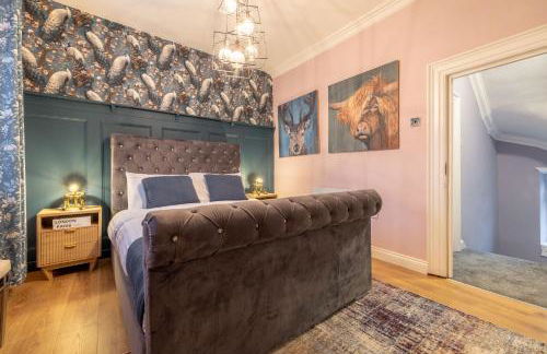 The Secret Garden, Donaghadee - The Hideaway - Stylish 5-Beds, and Lavish 3-Bedrooms - Guests 7 - Super Fast Speed Wi-FI - Foto 61