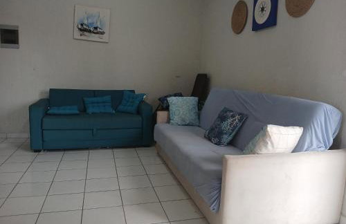 20 metros da praia,garagem,sossego - Foto 10
