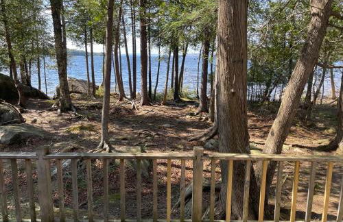 Waterfront Cottage Moosehead Lake - Foto 35