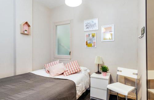 Spacious 4 Bedroom Apartment Fira BCN & Camp Nou - Foto 11