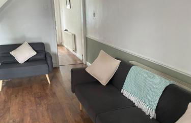 Tamworth Home - Photo 4