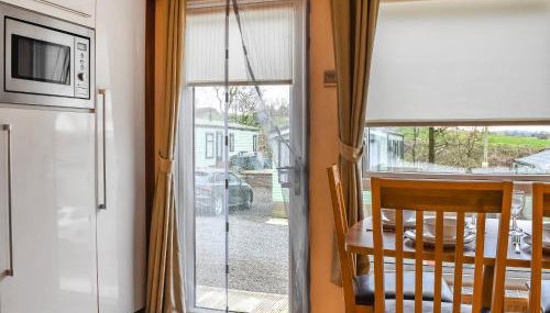 Inglenook Lodge - Photo 4