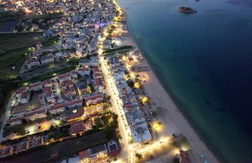 SEA AND SKY APARTMENT - Photo 5