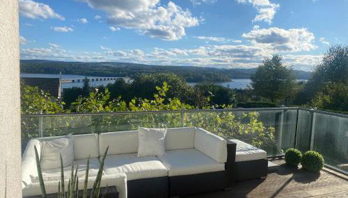 Luxusushome & traumhafter Seeblick - Foto 1