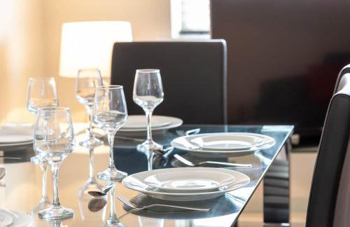 4 bed home, driveway parking ideally located in Latchford, Warrington - Executive St Marys House - Foto 15