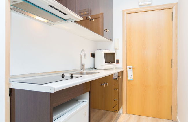 AinB Las Ramblas Colón Apartments - Foto 18