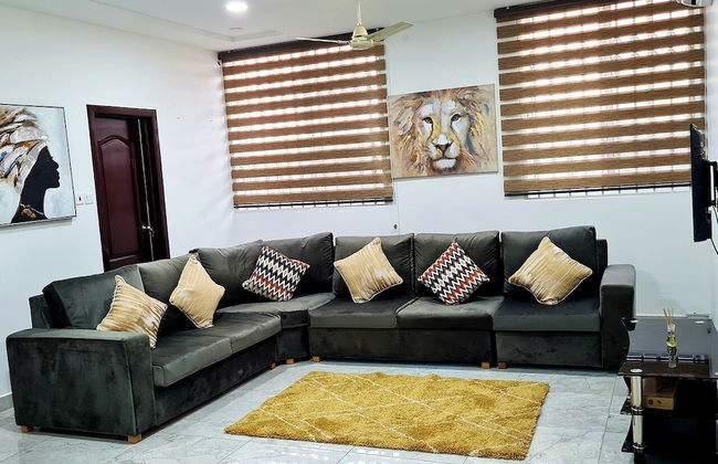 Gorgeous Quiet & Comfy Close to Highway - Foto 21