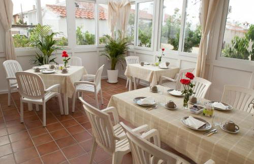 La Rosaleda de Orgaz - Foto 16