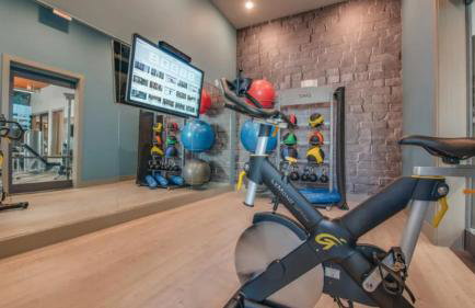 Landing Beautiful 1BD Courtyard Yoga Studio - Foto 22