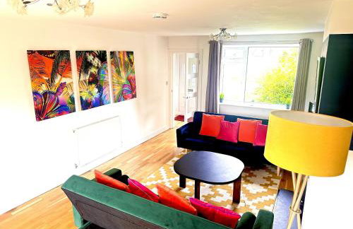 Funky 3-Bed House by Papermill, Deeside - Wirral - Foto 6