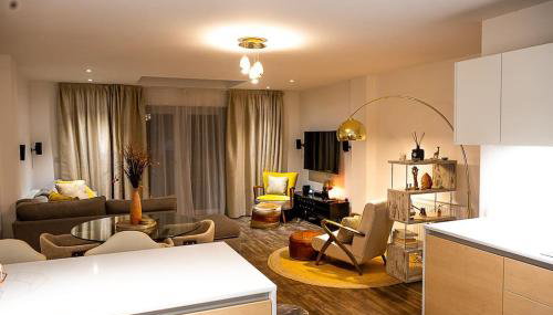 Exquisite cozy house, close to Train Station and amenities - Foto 1