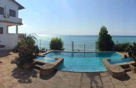 Rezz Aparthotel - Photo 22