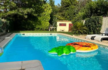 La Pitchoune : Gîte aux pieds des Alpilles - Foto 1