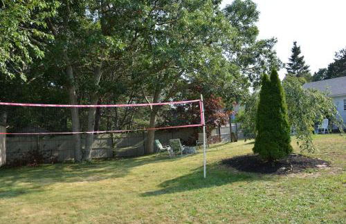 A Cozy Cape house steps to Restaurants & Beaches ~1.4 miles down scenic roads - Foto 23