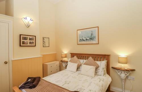 Flagstaff Cottage - Photo 8