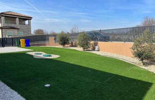 Vila Kumpanija with Pool by Vacay Villas - Foto 22