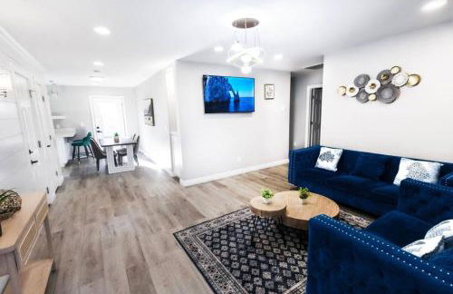 Escondido Front Unit 3-BR by SD STAY - Foto 2