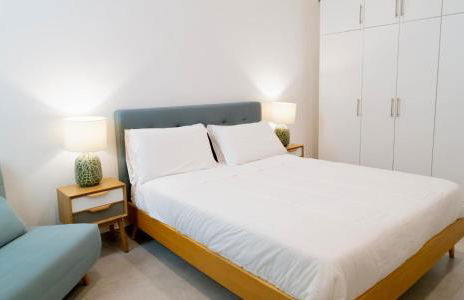 Cosmo 38 Luxury Apartments - Free Parking - Photo 20