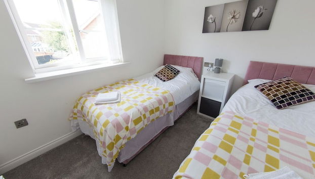 5 Bed Detached House - Sleeps 14 - Foto 2, Habitación