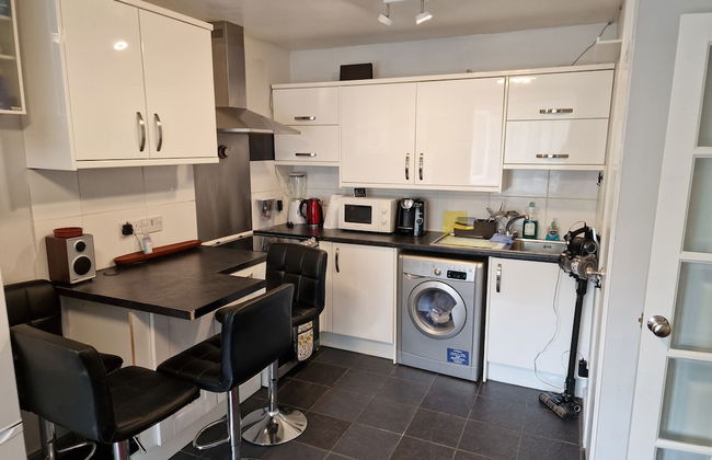 Super Comfy Apartment - Devon - A38 - Sleep 4pers - Foto 17