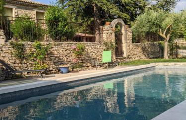 Mas dans les lavandes - Photo 1