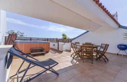 Apartamento Vila Sol com terraço e jacuzzi privad - Foto 17