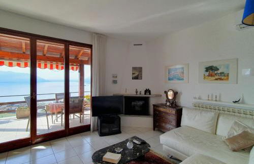 Holiday Home in Maccagno with Pool - Foto 13