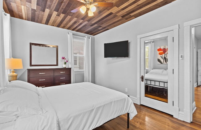 Botanical Bliss | JZ Vacation Rentals - Photo 6