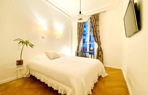 Arty chic flat between Arc de Triomphe & Eiffel Tower - Foto 10