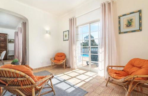 Spacious Villa Swimming Pool by HostWise - Foto 52