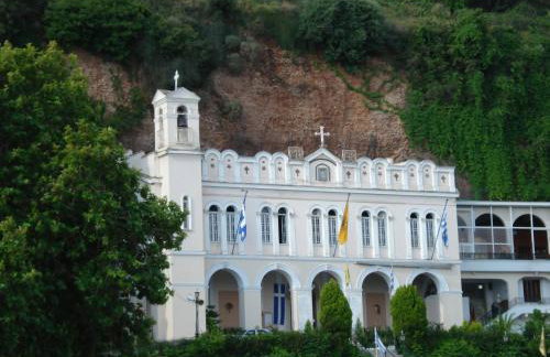 Koulouras Holiday Apartments - Photo 20