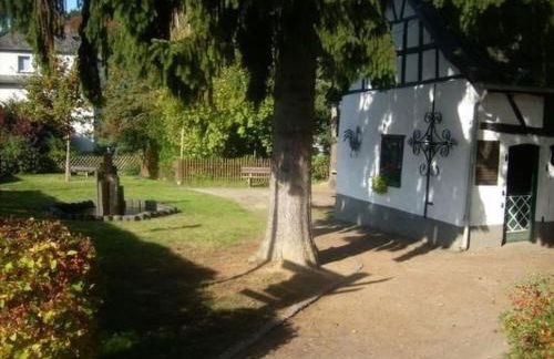 Apartment in Waldbreitbach mit Whirlpool by Interhome - Foto 18