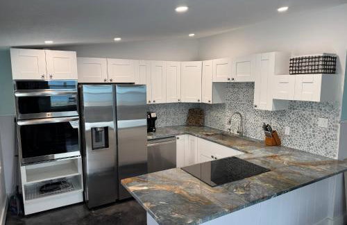 Castaway on Treasure Island NPR - Foto 8