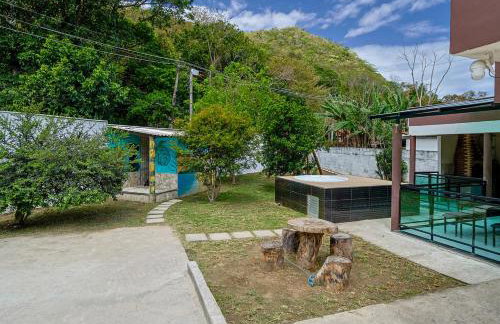 Casa Rodeada de Verde c Hidro e Churrasqueira - Foto 31