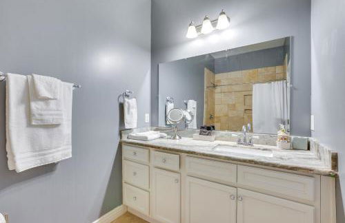 Apartment 2 Mi to Chase Field and PHX Arena! - Photo 13