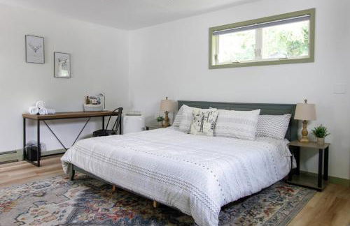 Expansive Victorian close to Saratoga Springs and Lake George - Foto 20